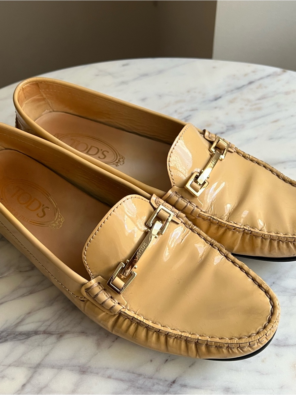 Tod’s Patent Leather Driving Loafers Beige Gold Hardware EU 40